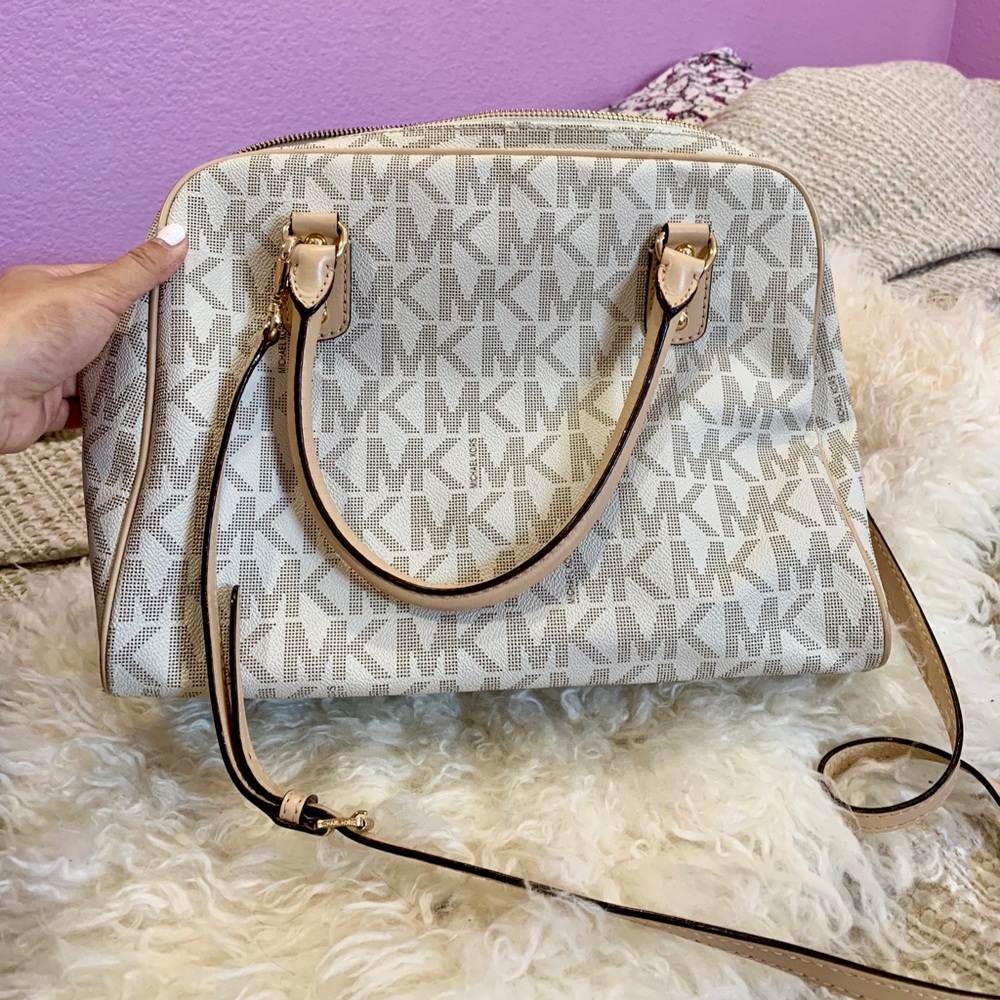 Large Cream Michael Kors bag